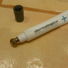 Swatch de oss117 : Stress Positive Eye Lift - Contour des yeux, Dermalogica