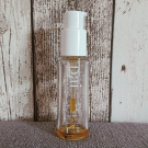 Swatch de Amrln : Light Work - Huile Démaquillante au Rosier Sauvage, Pai