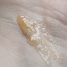 Swatch de Lucina : Gommage Tonifiant, Laboratoire Eferda