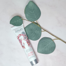 Swatch de marleen.bld : Crème visage rééquilibrante et hydratante Ma Jolie Peau, Omum