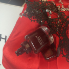 Swatch de Kisscool : L'interdit eau de parfum rouge, Givenchy