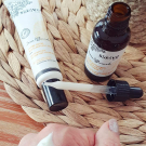 Swatch de Fofia18 : Sérum Botanique Bouclier Détox Anti-Oxydant, Saeve