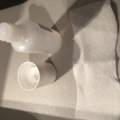 Swatch de Erethiel : 30 Eau Micellaire au CBD et Carrés de cotton, I.D. Swiss Botanicals