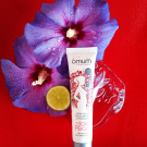 Swatch de Giulia78 : Crème visage rééquilibrante et hydratante Ma Jolie Peau, Omum