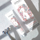 Swatch de Giulia78 : Crème visage rééquilibrante et hydratante Ma Jolie Peau, Omum