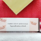 Swatch de nAD07 : Savon solide BIO saponifié à froid à l'Amande douce, Le Petit Carré Français