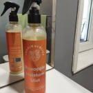 Swatch de Lilymi : Brume brillance et hydratation, Tropikalbliss