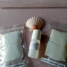 Swatch de Ysatis28 : 30 Eau Micellaire au CBD et Carrés de cotton, I.D. Swiss Botanicals