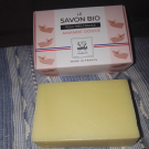 Swatch de Paillettes cosmiques : Savon bio ,peau très fragile,amande douce, Le Petit Carré Français