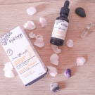 Swatch de Dixsept_avril : Sérum Botanique Bouclier Détox Anti-Oxydant, Saeve