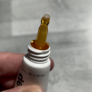 Swatch de Clairette_a_paillettes : Biolumin C Eye Serum, Dermalogica