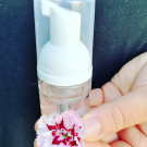 Swatch de Mygtesteuse : 30 Mousse Micellaire au CBD, I.D. Swiss Botanicals