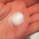 Swatch de Lolomimi5 : 30 Mousse Micellaire au CBD, I.D. Swiss Botanicals