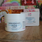 Swatch de Pinezoe : Crème hydratante confort - H24 confort, Mademoiselle bio