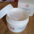 Swatch de Pinezoe : Crème hydratante confort - H24 confort, Mademoiselle bio