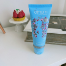 Swatch de mandy malice : Gel jambes légères L'Envolée d'Omum, Omum