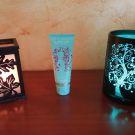 Swatch de amande031 : Gel jambes légères L'Envolée d'Omum, Omum