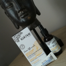 Swatch de Tytysn : Sérum Botanique Bouclier Détox Anti-Oxydant, Saeve