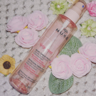 Swatch de Amrln : Very Rose - Brume Tonique Fraîche, Nuxe