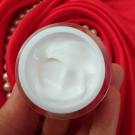 Swatch de Giulia78 : Crème contour des yeux anti-rides, Eye Care Cosmetics