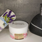 Swatch de Dorianetesteuse : CRÈME FOUETTÉE CORPS ULTRA HYDRATANTE - Rose & Pivoine, Mademoiselle Provence