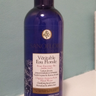 Swatch de marsolo : Véritable Eau Florale de Rose Ancienne Bio, Sanoflore