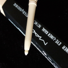 Swatch de Fleurdabricot  : Technakohl liner eye-liner kajal, Mac