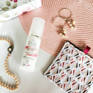 Swatch de Angeliquetesteuse : SÉRUM VISAGE ANTI-ÂGE BIO SOIN CONCENTRATION ABSOLUE, Mademoiselle Agathe