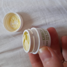 Swatch de Angeliquedu70 : Creamy Eye Treatment With Avocado - Soin yeux hydratant & nourrissant à l'avocat, KIEHL'S SINCE 1851