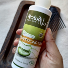 Swatch de Pinezoe : Shampooings Soin Bio de NaturAloé, NaturAloé