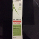 Swatch de carine44 : Soin dermatologique biology anti-rougeurs, A-Derma