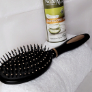 Swatch de Brenda100 : Shampooings Soin Bio de NaturAloé, NaturAloé