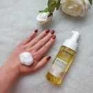 Swatch de Nolrag_sc : Mousse d'Huile Démaquillante Éclat, Dermina