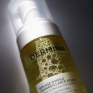 Swatch de Madebybeauties : Mousse d'Huile Démaquillante Éclat, Dermina