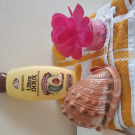 Swatch de myriam.o : Ultra Doux Shampoing Nourrissant huile d'avocat et beurre de karité, Garnier