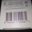 Swatch de Paillettes cosmiques : Fluide raffermissant buste, Condensé Paris