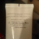 Swatch de Paillettes cosmiques : Fluide raffermissant buste, Condensé Paris