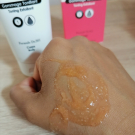 Swatch de Pinezoe : Gommage Tonifiant, Laboratoire Eferda