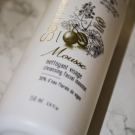 Swatch de NesliArs : Mousse nettoyante visage bio, Sarmance