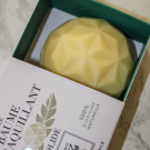 Swatch de NesliArs : Baume démaquillant solide BIO au beurre de Cacao, Le Petit Carré Français