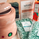 Swatch de lipstickmonster_fr : Kit d'épilation complet Happy Waxing, Perron rigot