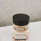 Swatch de Elsa1709 : Le Regard des Reines, Sanoflore