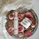 Swatch de Jullnars : Lotion Hydra Apaisante, Condensé Paris