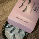 Swatch de NesliArs : Bella Faux-cils magnétiques, Perron rigot