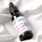 Swatch de Madebybeauties : Sérum botanique anti âge fermeté, Saeve