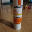 Swatch de Amanite : Anthélios XL Stick Lèvres, La Roche-Posay