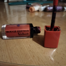 Swatch de Amanite : Rouge Edition Velvet, Bourjois