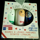 Swatch de myrtille15 : Baumes à lèvres parfumés, INVACARE