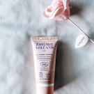 Swatch de La ptite revue : CC Crème teintée, La Théorie des Volcans