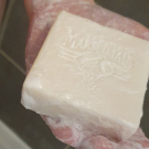 Swatch de Godartl : Lavant solide 3en1, Le Petit Marseillais